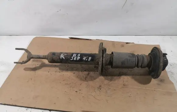 Volkswagen PASSAT B5 Front shock absorber/damper