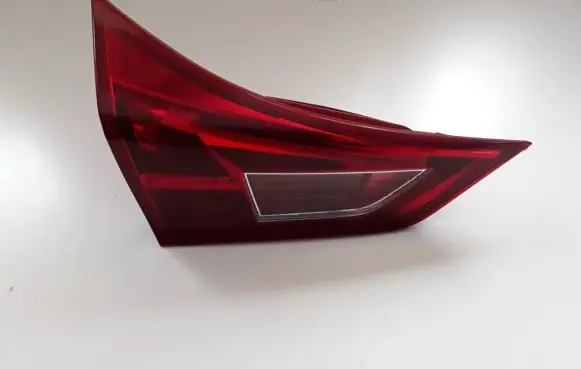 Toyota Auris E180 Tailgate rear/tail lights KOTTO02260