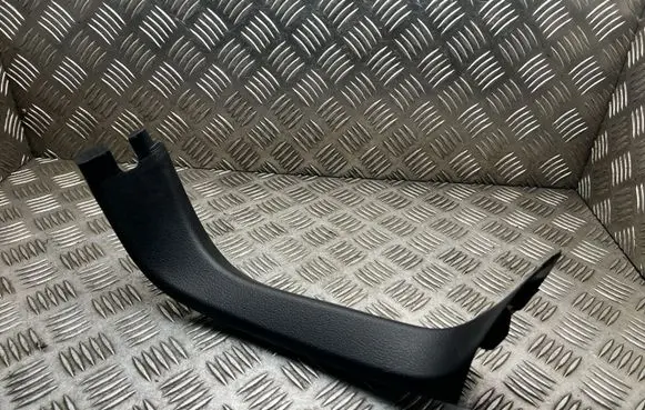 Toyota Auris E180 Tailgate/trunk side cover trim 6793702050