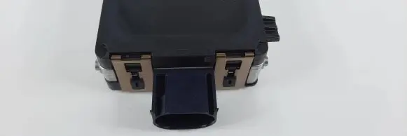 Volkswagen Tiguan Distronic sensor radar 3Q0907566E 0203301335 5NA907908