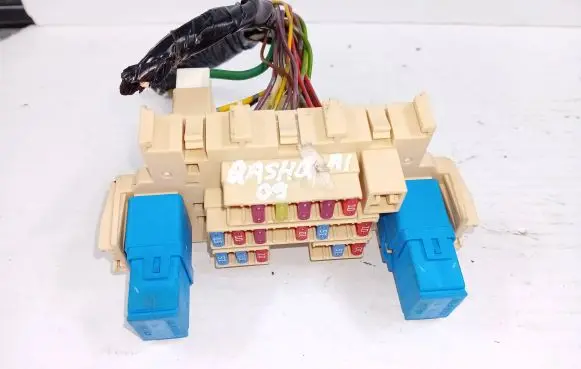 Nissan Qashqai+2 Fuse box set