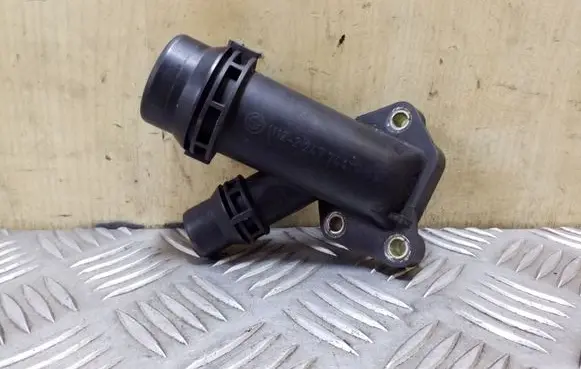 BMW X5 E53 Engine coolant pipe/hose 11122247744 2247744