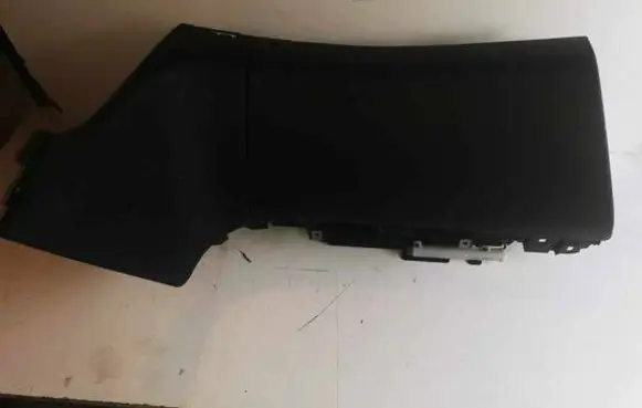Mercedes-Benz E W211 Glove box set T0013770