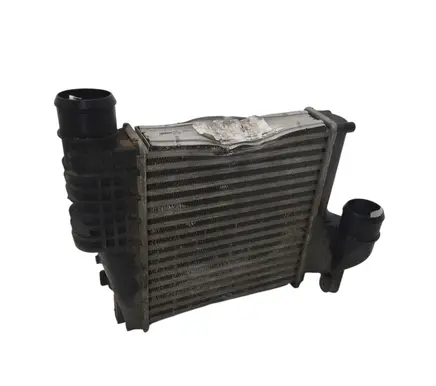 Peugeot 308 Intercooler radiator MM11882