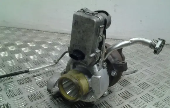Mercedes-Benz A W176 Turbo A6510900780