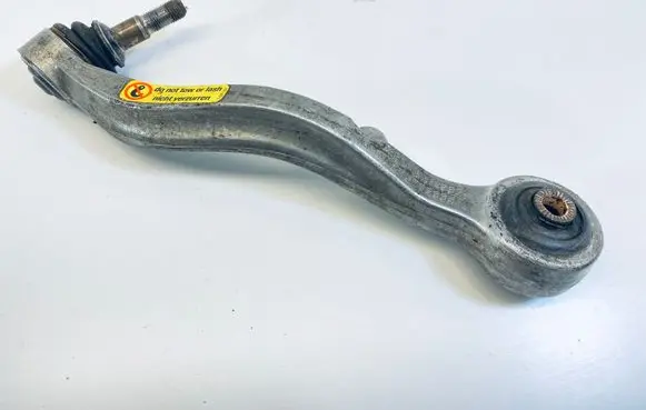 BMW 6 E63 E64 Front lower control arm/wishbone 6755835
