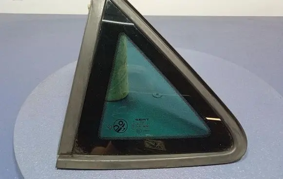 Seat Leon (5F) Rear side window 5F4845041