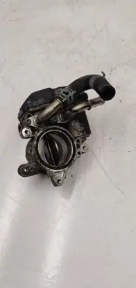 Volkswagen Golf VII Throttle valve 04L128063N