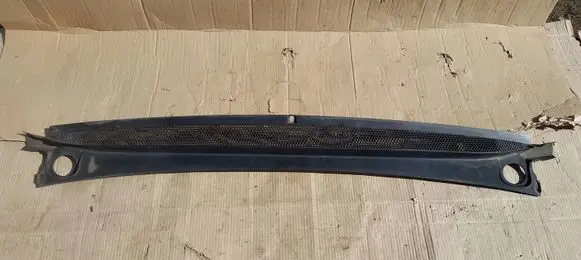 Citroen C4 II Picasso Wiper trim 9675943577