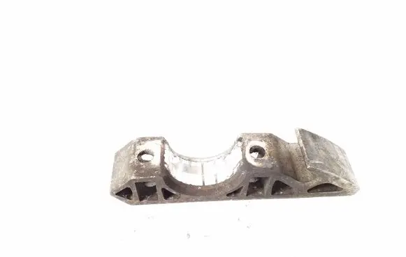 Audi Q7 4L Sway bar bush bracket, front 7L0411063B