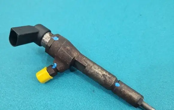 Ford Focus Fuel injector 4M5Q9F593AD IMPRK1585618
