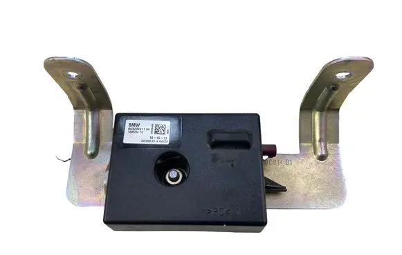 BMW 5 F10 F11 Aerial antenna amplifier BU923091104