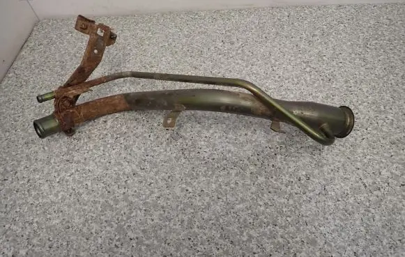 Honda Civic Fuel tank filler neck pipe 
