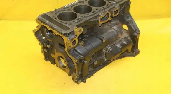 Seat Leon (1P) Engine block 06H103021J