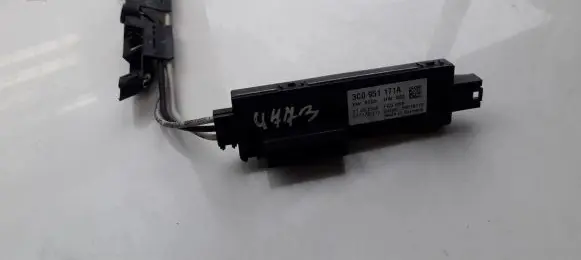 Volkswagen PASSAT B6 Alarm control unit/module 3C0951171A
