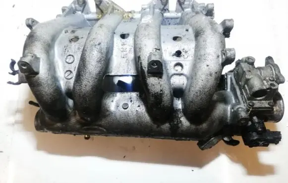 Nissan Almera N16 Intake manifold