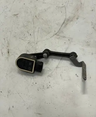 Rear air suspension level height sensor