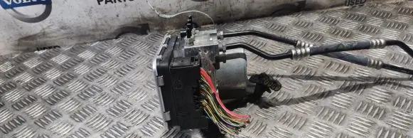 Volvo XC60 ABS Pump 32214803