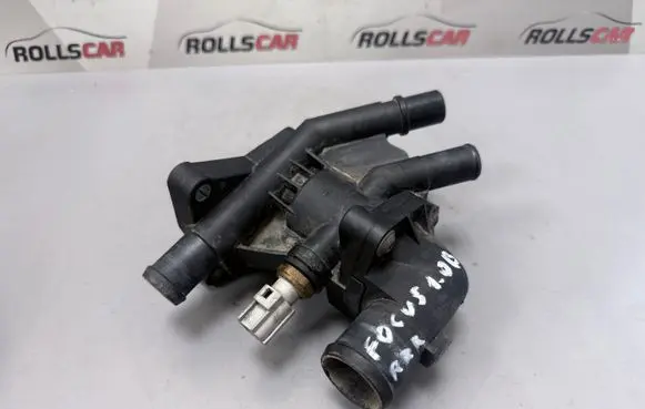 Ford Focus Thermostat/thermostat housing CM5G9K478GA W584A