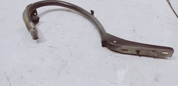 Mercedes-Benz CLS C219 Tailgate/trunk/boot hinge