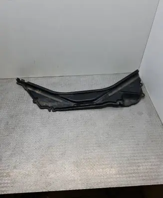 BMW 3 F30 F35 F31 Other engine bay part 7241823 7270086 15677210
