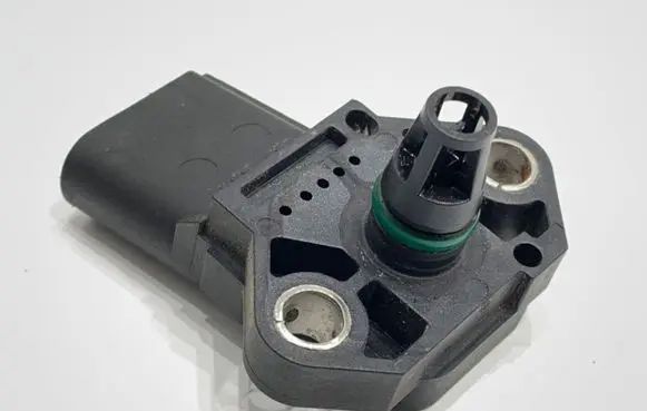Audi A4 S4 B8 8K Air pressure sensor 0261230207