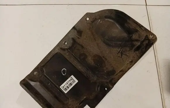 Toyota Avensis T270 Engine splash shield/under tray 5144302050 51443-02050