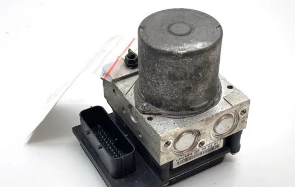 BMW 5 E60 E61 ABS Pump 6768550