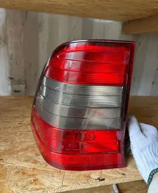 Mercedes-Benz C W202 Rear/tail lights 2028203964