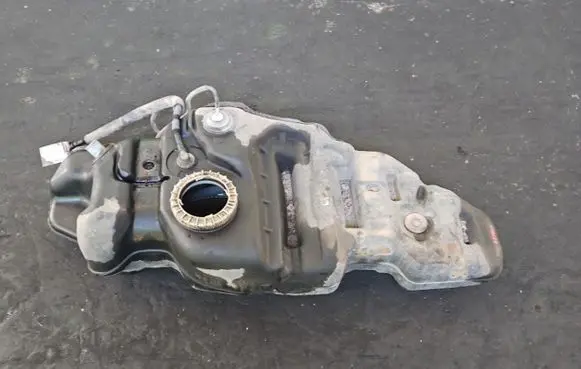 Toyota Land Cruiser (J200) Fuel tank 77111-0BA00 IMPRK1433222