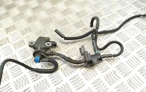 Peugeot 508 II Turbo solenoid valve 9808206880