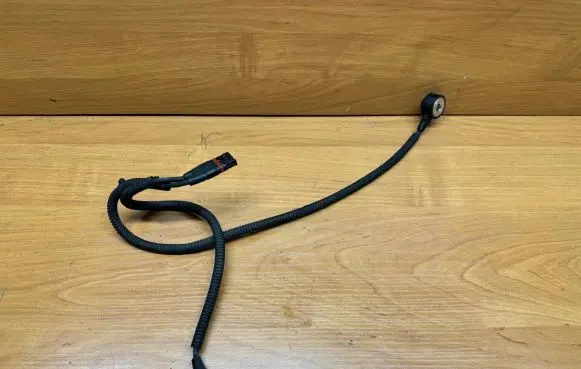 Detonation knock sensor