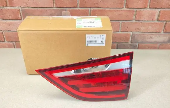 BMW 2 F46 Rear/tail lights 7491350