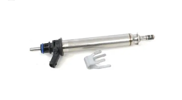 Mercedes-Benz C W205 Fuel injector 0261500397 A2560700187