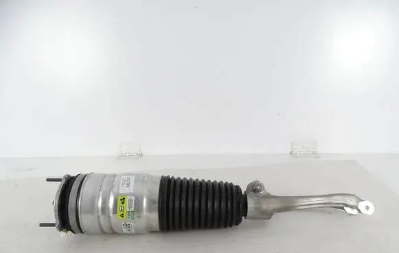 Maserati GranTurismo II Front shock absorber/damper 6703039020 06703039020 670303902