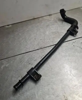 Mercedes-Benz Vito Viano W639 Engine coolant pipe/hose A6398306315