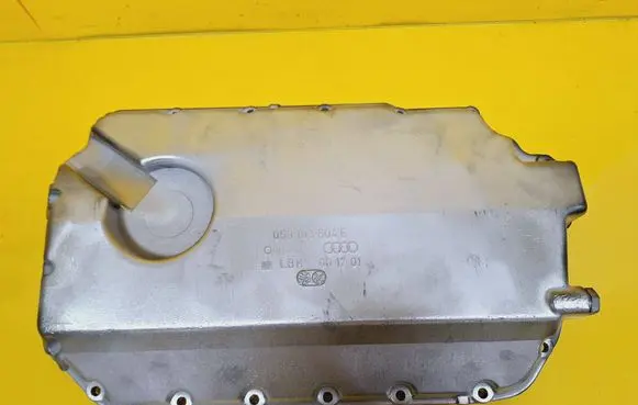 Audi A6 S6 C5 4B Oil sump 059103604E