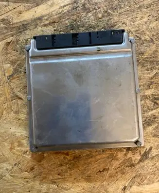 Mercedes-Benz C W203 Engine control unit/module A6111538179 28RTE000 0281010798