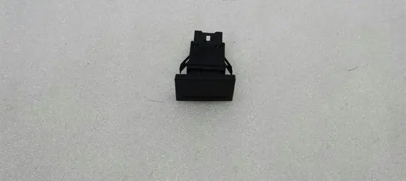 Volkswagen Touareg I Passenger airbag on/off switch 7L6919235