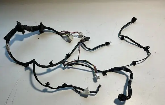 Mitsubishi Pajero Front door wiring loom 8512A838