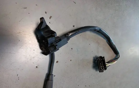 Mercedes-Benz C W202 Wiper control stalk 2025400244