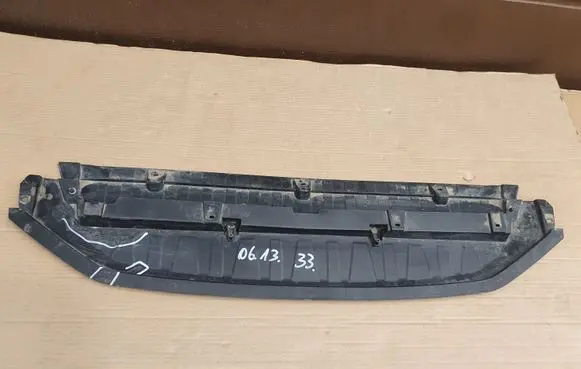 Front bumper skid plate/under tray