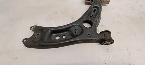 Volkswagen Golf VI Front lower control arm/wishbone