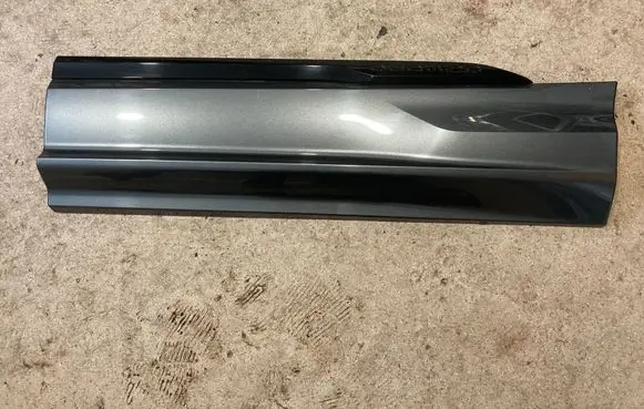 Audi Q7 4M Rear door trim (molding) 4M0853969N