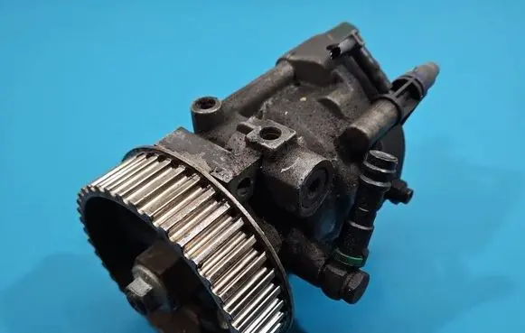 Renault Scenic II - Grand scenic II Fuel injection high pressure pump R9042A041A IMPRK1538737