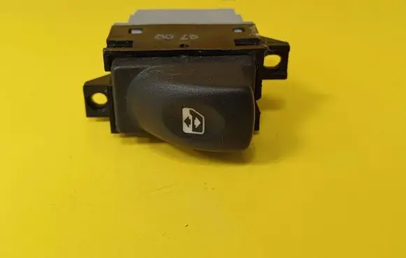 Renault Laguna I Electric window control switch 7700417488B