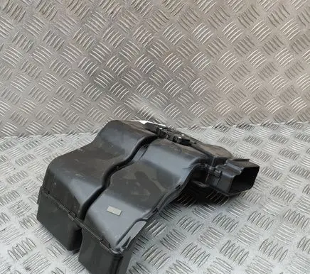 Mercedes-Benz GLS X167 Air intake duct part A1678311401