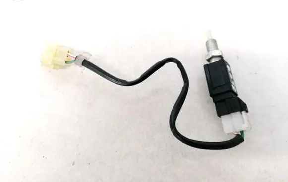 Brake pedal sensor switch