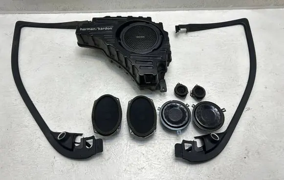 Jeep Grand Cherokee Sound amplifier 68217143AB