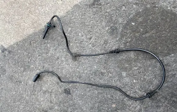 Mercedes-Benz C W205 ABS brake wheel speed sensor A2059058003